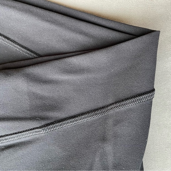 Lululemon Align High-Rise Pant with Pockets 25” l Black - Picture 4 of 7